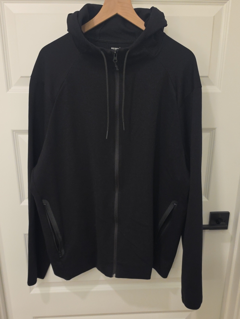 Old Navy Active Black Dynamic Fleece Pullover